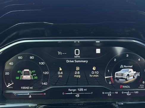 Used 2025 GMC Sierra 1500 Elevation image 13