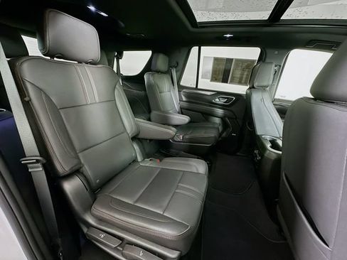 Used 2023 Chevrolet Tahoe RST w/ Luxury Package AWD/4WD image 36