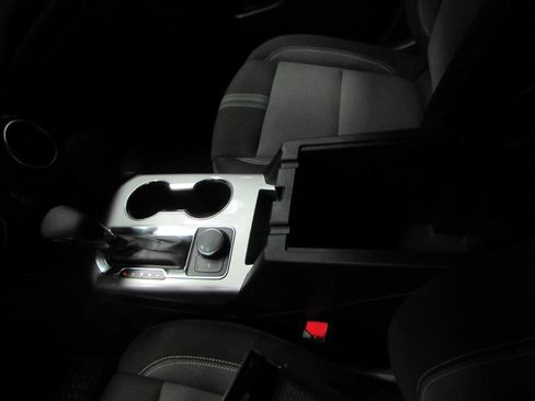 Used 2024 Chevrolet Blazer LT image 21