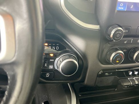 Used 2022 RAM 1500 Big Horn AWD/4WD image 16