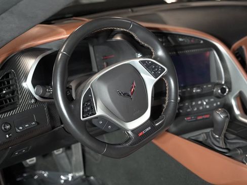 Used 2018 Chevrolet Corvette Z06 RWD image 30