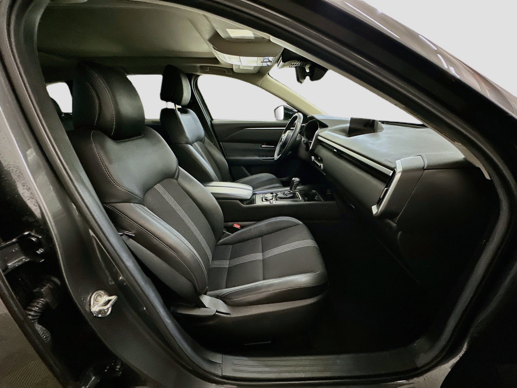 Used 2026 MAZDA CX-50 AWD 2.5 S w/ Preferred Pkg image 34