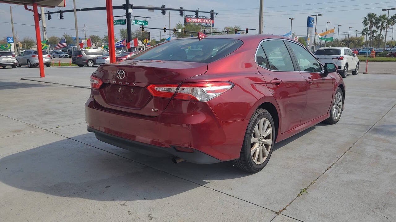 Used 2020 Toyota Camry LE FWD image 4