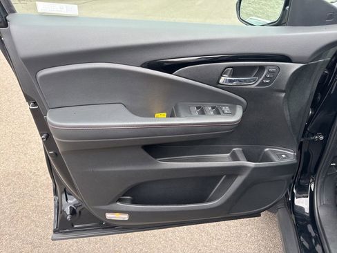 Used 2021 Honda Ridgeline Black Edition image 19