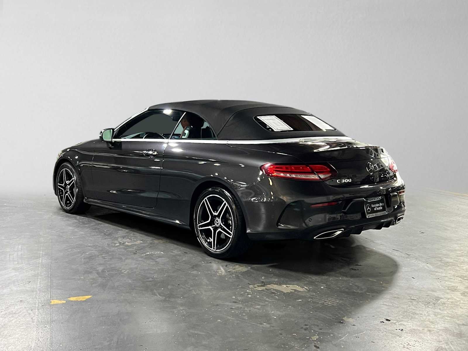 Used 2023 Mercedes-Benz C 300 4MATIC Cabriolet image 5