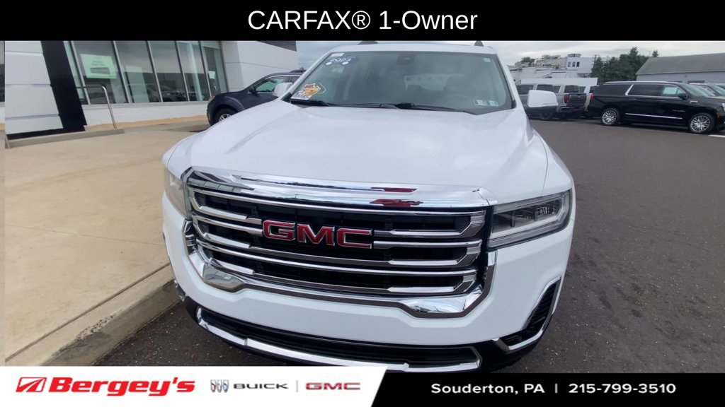 Certified 2023 GMC Acadia SLT w/ Preferred Package FWD image 3
