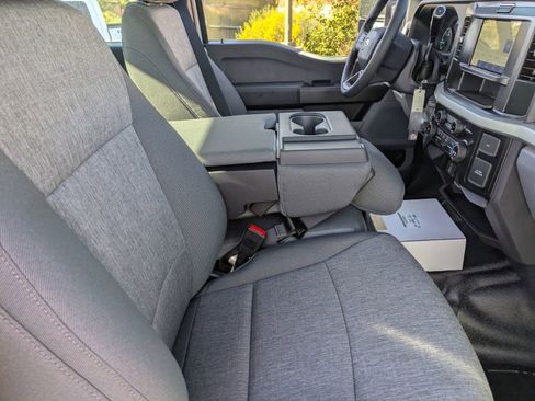 New 2026 Ford F550 4x4 Supercab Super Duty image 44