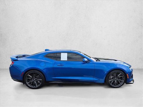 Used 2018 Chevrolet Camaro ZL1 w/ LPO, ZL1 Protection Package RWD image 4