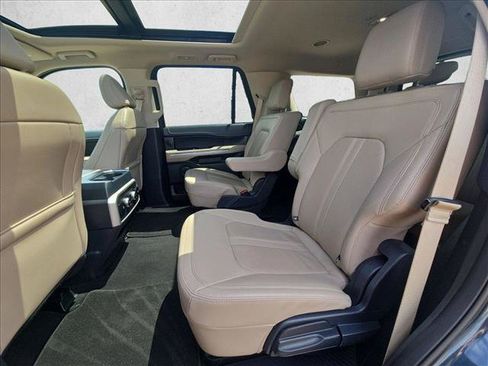 Used 2024 Ford Expedition Limited RWD image 21