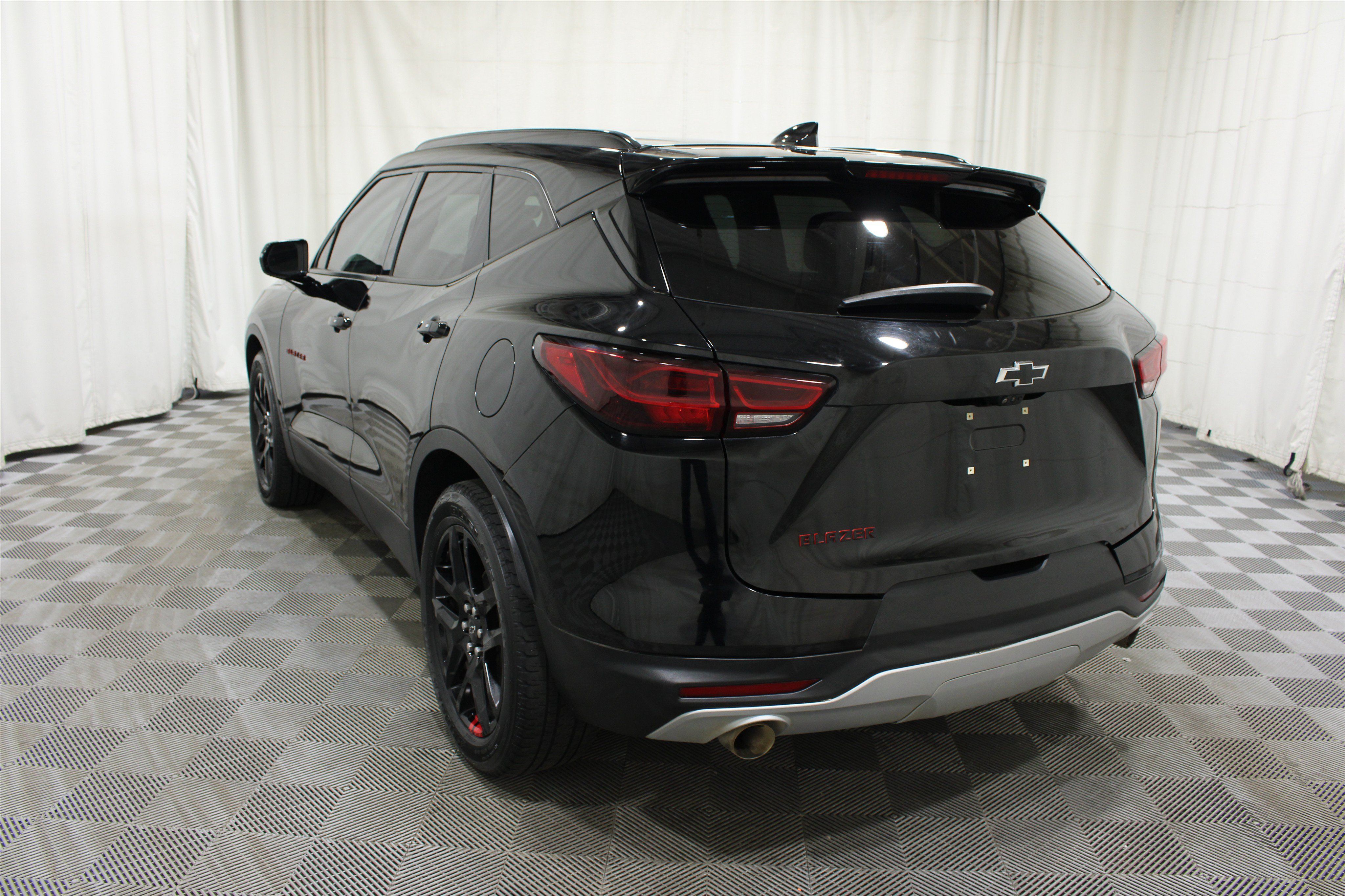 Used 2023 Chevrolet Blazer LT w/ Sound & Technology Package FWD image 33