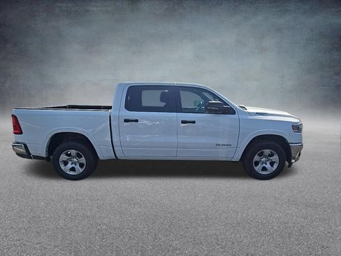 Used 2025 RAM 1500 Big Horn AWD/4WD image 11