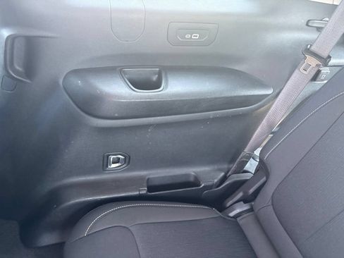 Used 2021 Jeep Grand Cherokee L Laredo w/ Luxury Tech Group I AWD/4WD image 34