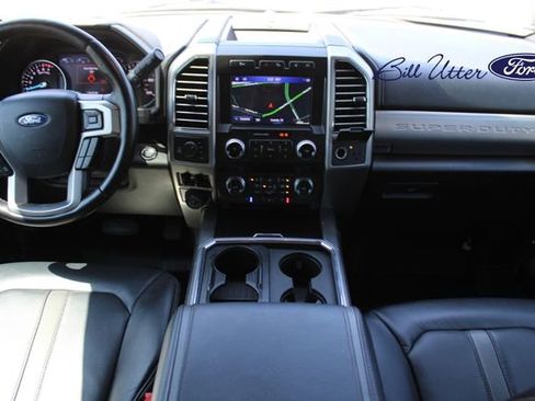 Certified 2021 Ford F250 Platinum w/ Tremor Off-Road Package AWD/4WD image 16