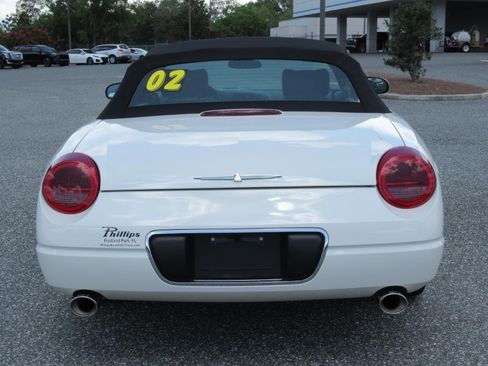 Used 2002 Ford Thunderbird RWD image 6