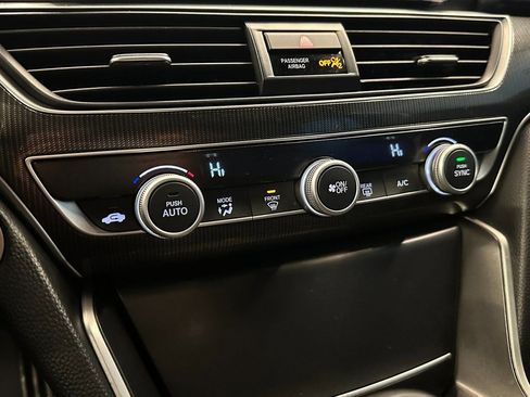 Used 2021 Honda Accord Sport image 14