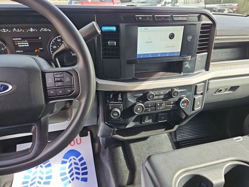 Used 2023 Ford F350 XL w/ 360-Degree Camera Package image 13