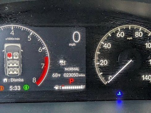 Used 2023 Honda Pilot LX image 10