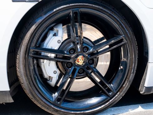 Used 2021 Porsche Taycan 4S AWD/4WD image 21