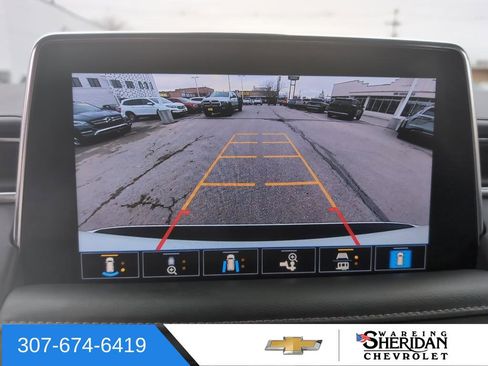 Used 2021 Chevrolet Suburban LT w/ Luxury Package image 37