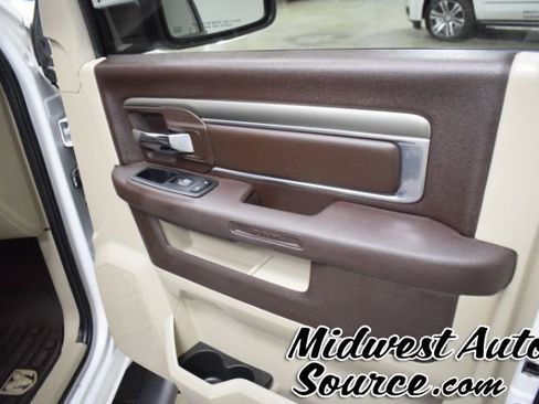 Used 2018 RAM 1500 SLT image 33