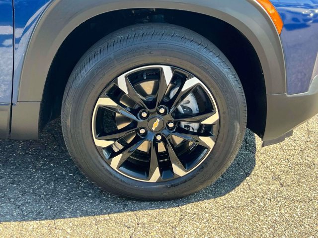 Used 2022 Chevrolet TrailBlazer LT w/ Driver Confidence Package AWD/4WD image 8