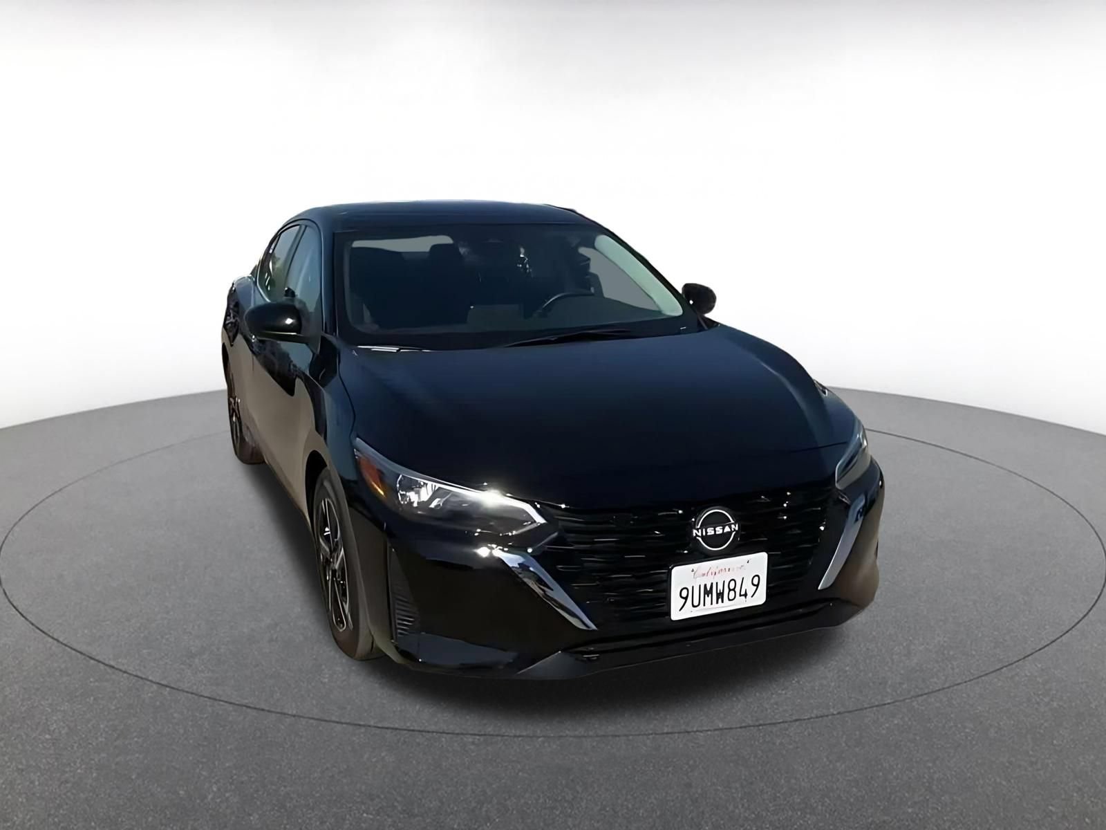 Used 2025 Nissan Sentra SV FWD image 3