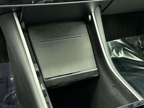 Used 2018 Tesla Model 3 Performance image 19