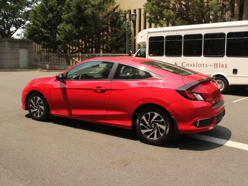 Used 2016 Honda Civic LX-P image 9