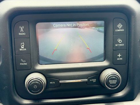 Used 2019 Jeep Wrangler Unlimited Sport S AWD/4WD image 30