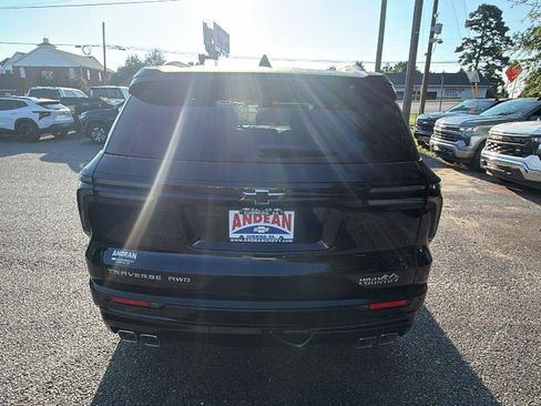 New 2026 Chevrolet Traverse High Country AWD/4WD image 10