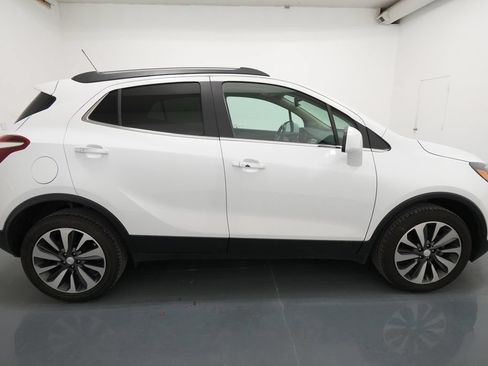 Used 2022 Buick Encore Preferred AWD/4WD image 10