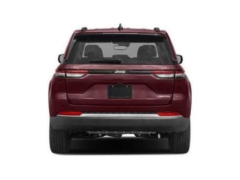 Used 2023 Jeep Grand Cherokee Overland w/ Adv Protech Group III AWD/4WD image 5
