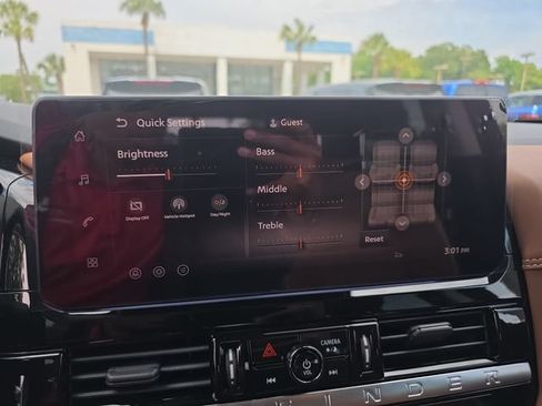 New 2026 Nissan Pathfinder Platinum w/ Cargo Package AWD/4WD image 24