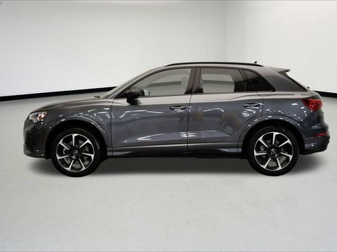 Used 2025 Audi Q3 2.0T Premium Plus w/ Premium Plus Package image 2