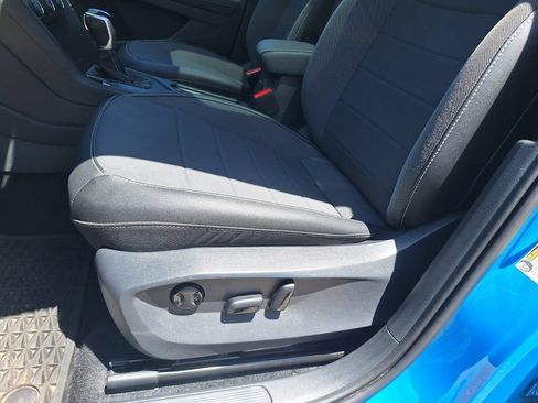 Certified 2024 Volkswagen Taos SE w/ Panoramic Sunroof Package FWD image 28