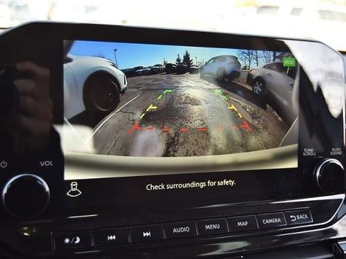 Certified 2024 Nissan Pathfinder Platinum w/ Cargo Package image 16