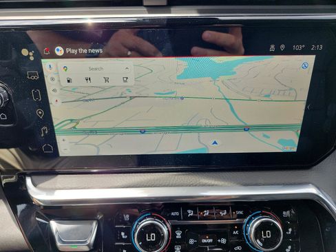 New 2025 GMC Sierra 2500 Denali w/ Denali Reserve Package image 17