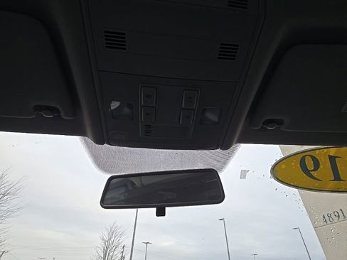 Used 2019 Volkswagen Jetta S image 17