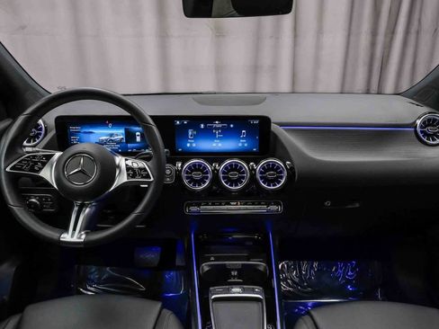 Certified 2025 Mercedes-Benz GLA 250 image 13