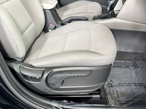 Used 2020 Hyundai Elantra SE image 28