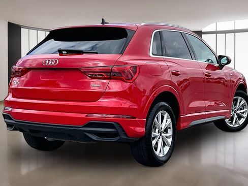 Used 2025 Audi Q3 2.0T Premium AWD/4WD image 2