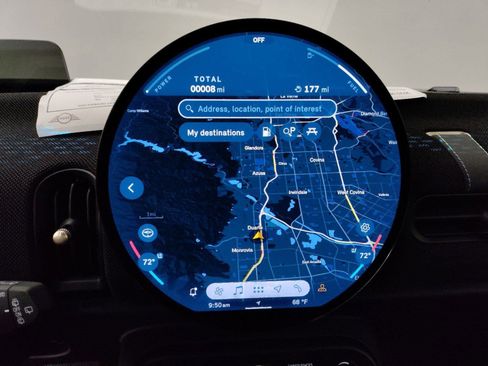 Used 2025 MINI Cooper 2-Door Hardtop image 17