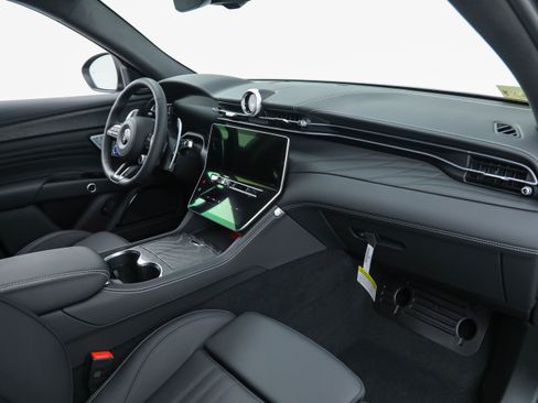 New 2025 Maserati Grecale Modena AWD/4WD image 10