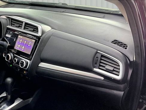 Used 2015 Honda Fit EX image 26