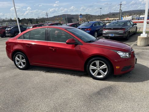 Used 2014 Chevrolet Cruze LT image 4
