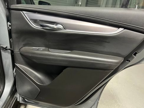 Used 2024 Cadillac XT6 Luxury FWD image 14
