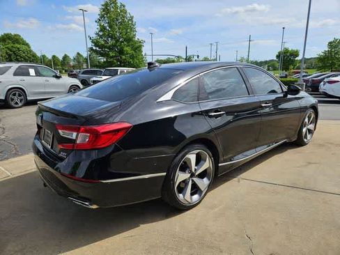 Used 2020 Honda Accord Touring image 9