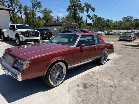 Used 1987 Buick Regal Limited RWD image 10