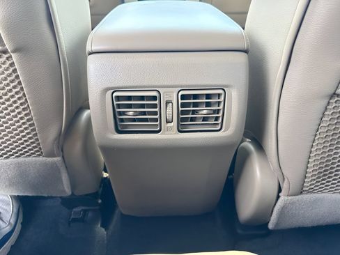 Used 2012 Toyota 4Runner SR5 w/ Premium Pkg w/3rd Row Seat AWD/4WD image 14