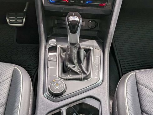Used 2024 Volkswagen Tiguan SEL R-Line AWD/4WD image 18